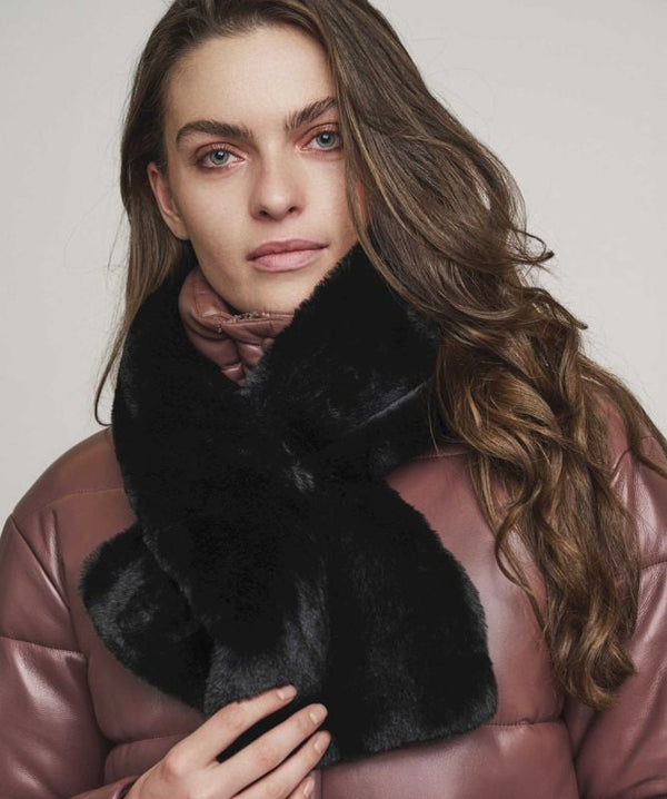 Stip Faux Fur Scarf Black